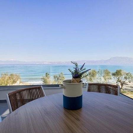 La Mer Bleue Boutique Suite Vrahati Exteriör bild