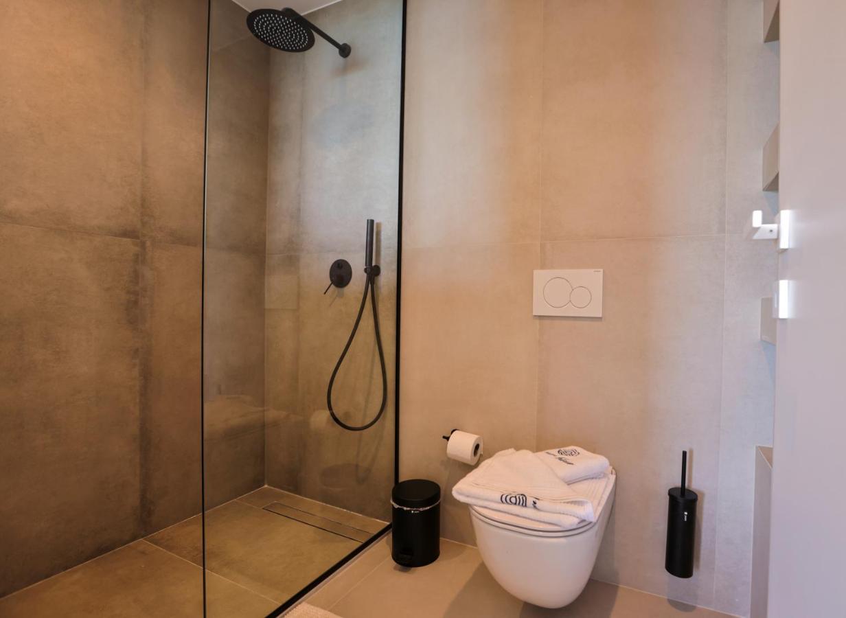 La Mer Bleue Boutique Suite Vrahati Exteriör bild