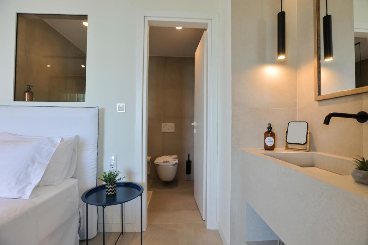 La Mer Bleue Boutique Suite Vrahati Exteriör bild